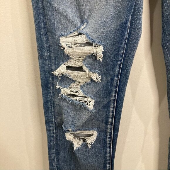 AMERICAN EAGLE Sz 6 Distressed Highest Rise Jeggings Light Wash NWT - Picture 7 of 15